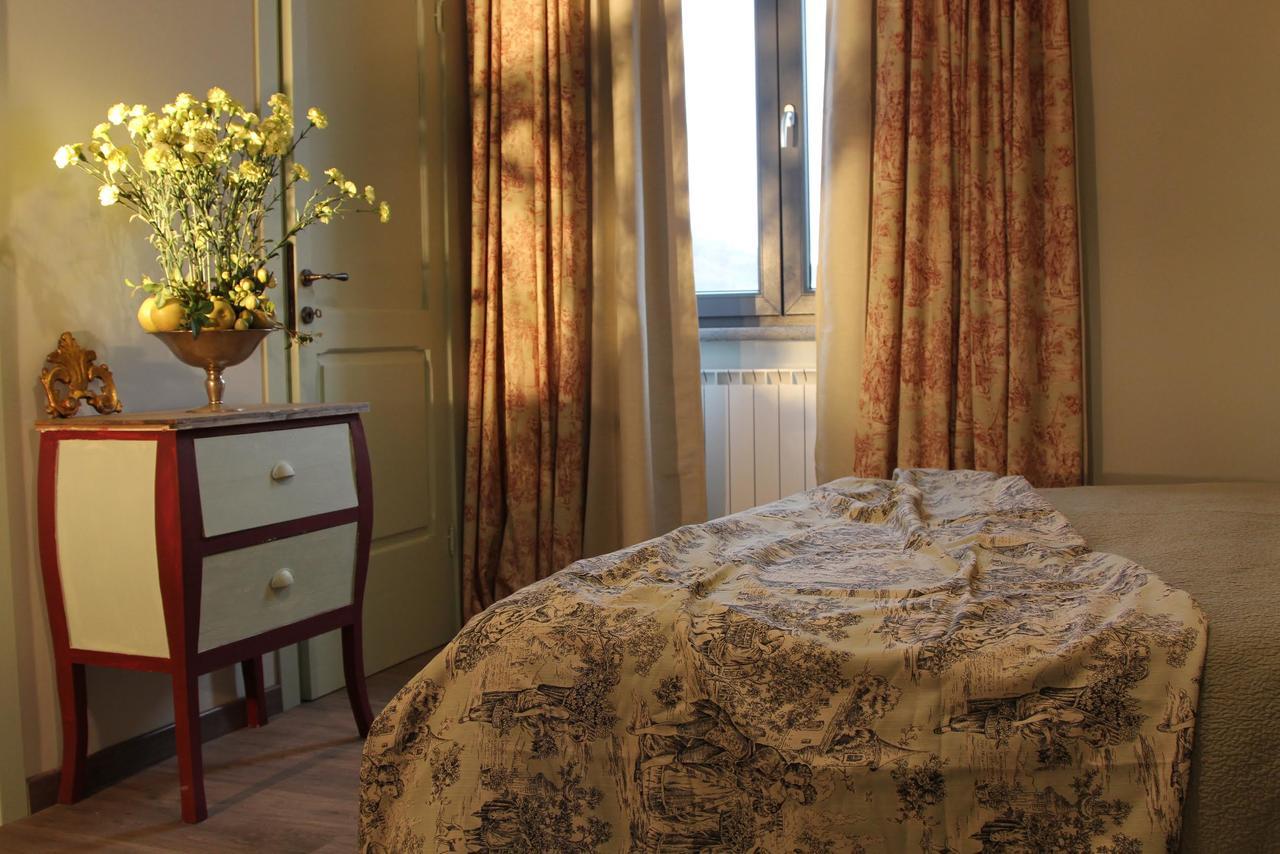 Maison d'hôtes Casale Virginia à Cesariano Extérieur photo